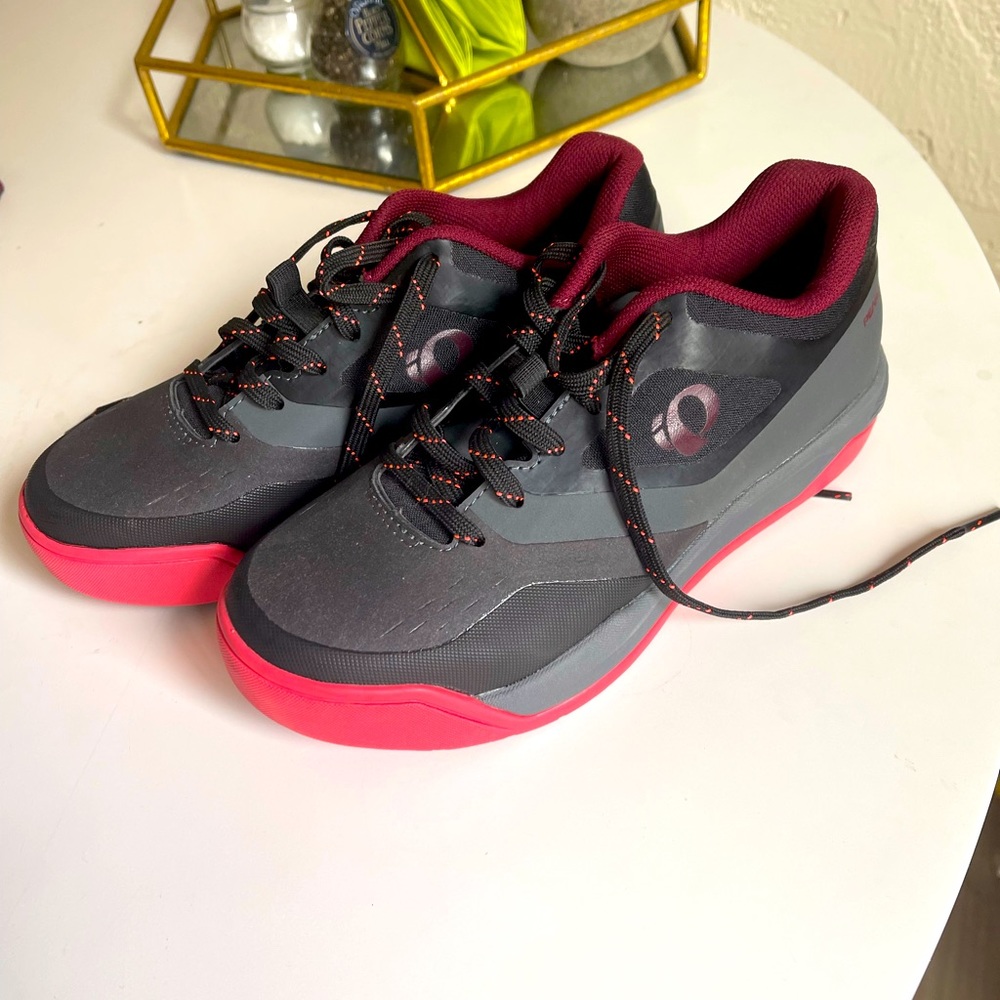 Pearl Izumi Bike shoe size EUR 36.5 / US 5.5